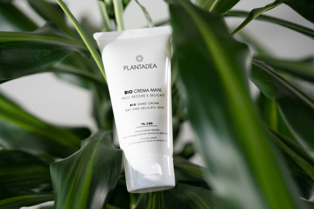 Chemical Exfoliator for Sensitive Skin: Gentle Yet Effective Solutions That Actually Work