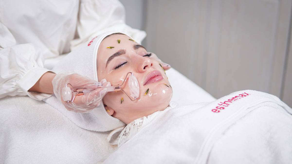 Real-world results showing skin clarity after using examples of chemical exfoliants consistently