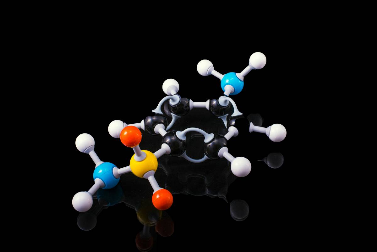 What Is BHA Exfoliant Good For? The Truth Behind Beta Hydroxy Acid’s Power